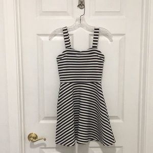 ABROCROMBIE A-LINE GIRLS DRESS